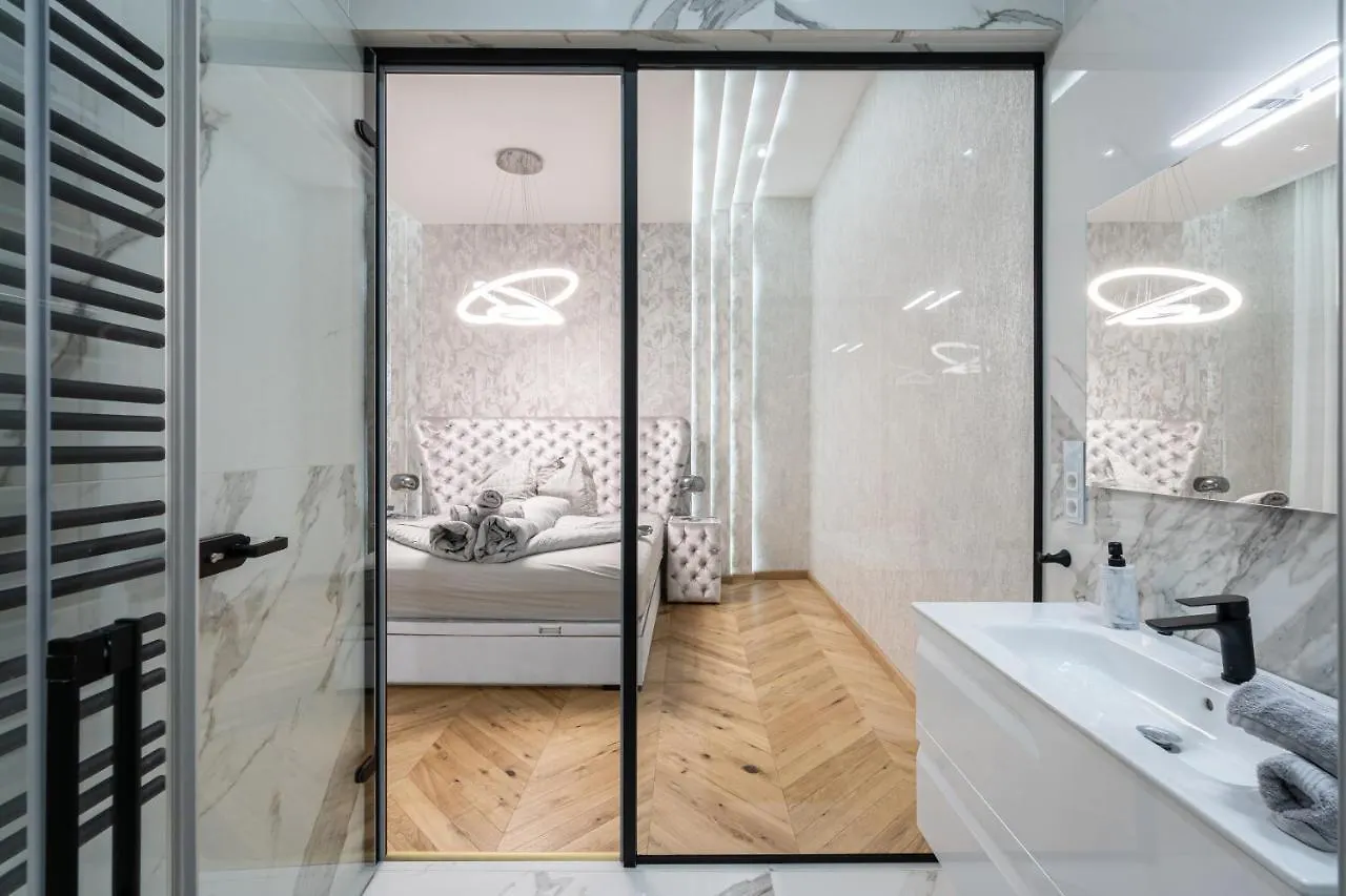 Heart Of Budapest Luxury Apartment With Amazing View Hongarije